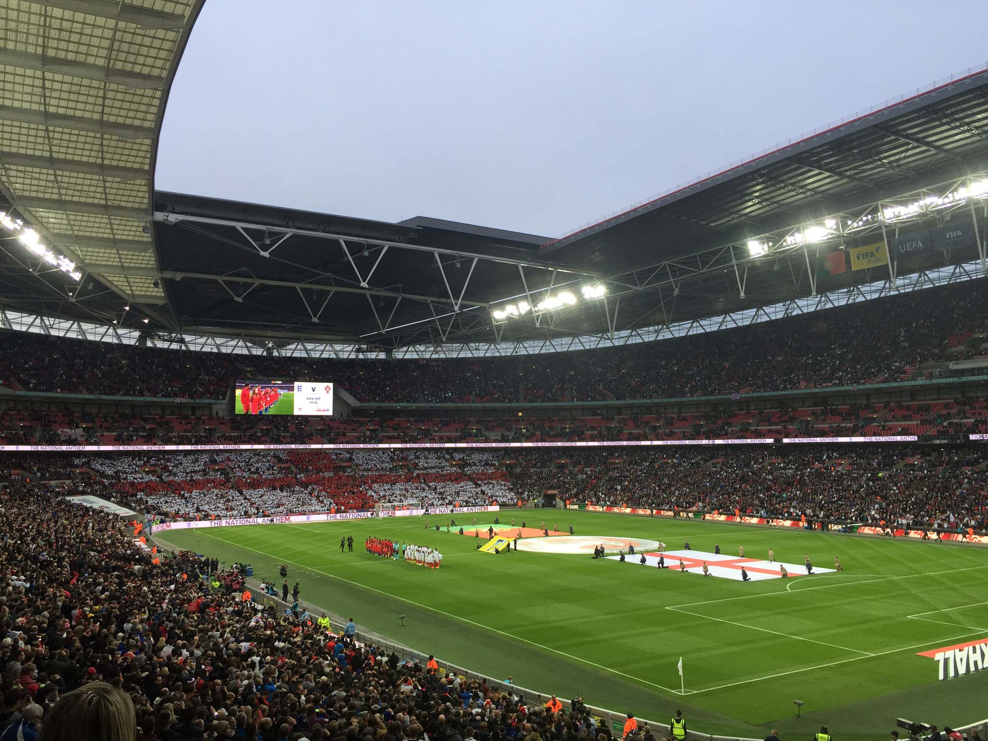 FA Cup Final Wembley Stadium - Bluestep t-shirts make-up England flag